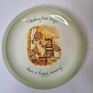 Holly Hobbie Collector's Edition Plate by American Greetings Corp ,70's.